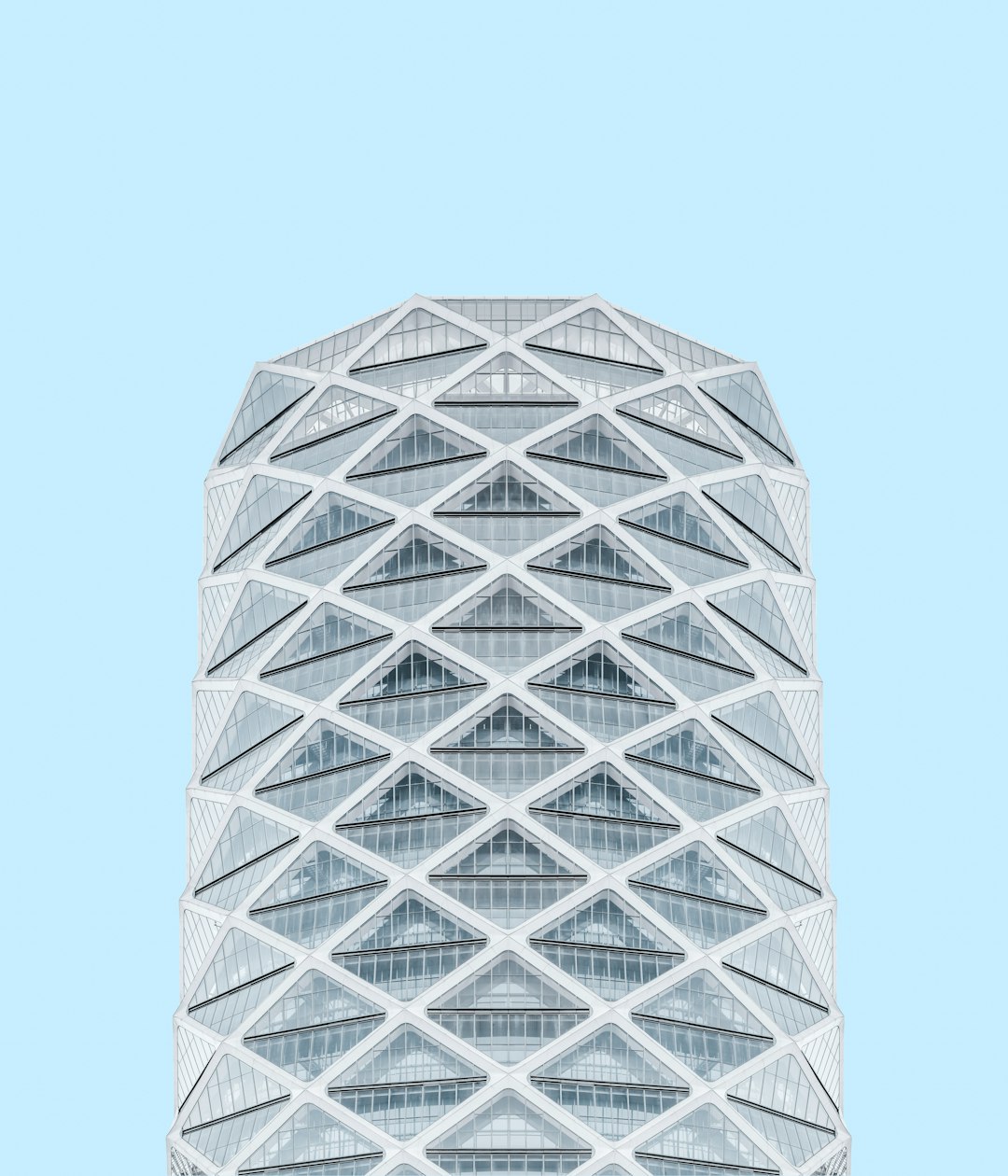 white-and-gray-building-k5kawuxelpu
